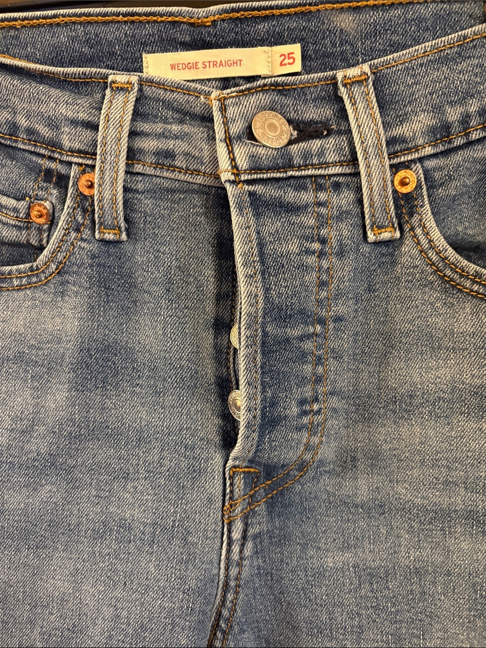 Levi's Wedgie Straight Jeans - Light Blue Wash